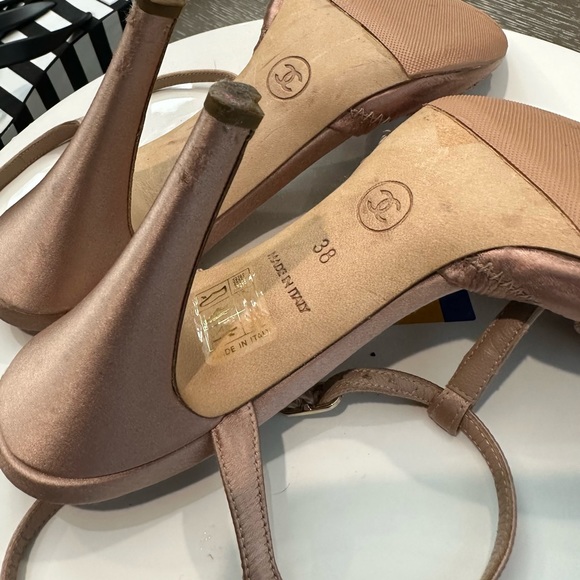 Chanel shoes - Picture 12 of 14